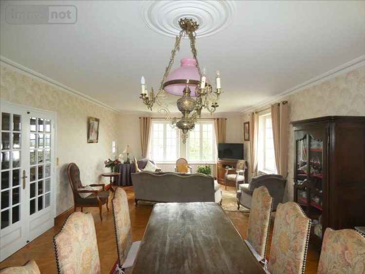 Maison a vendre Pleyben 29190 Finistère 205 m2 9 pièces 275350 euros