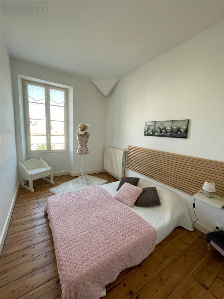 Maison a vendre Marans 17230 Charente-Maritime 236 m2 6 pièces 556200 euros