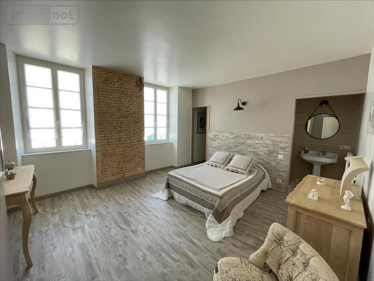 Maison a vendre Marans 17230 Charente-Maritime 236 m2 6 pièces 556200 euros