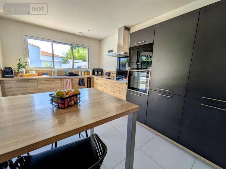 Maison a vendre Les Herbiers 85500 Vendée 160 m2 8 pièces 515000 euros