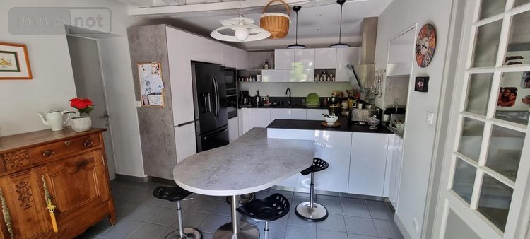 Maison a vendre Les Ponts-de-Cé 49130 Maine-et-Loire 221 m2 7 pièces 618800 euros
