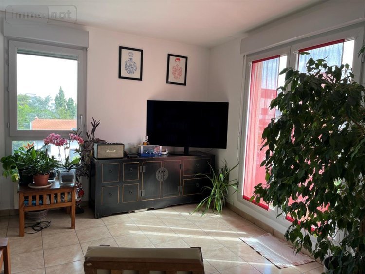 Appartement a vendre Lyon 8e Arrondissement 69008 Rhône 70 m2 3 pièces 325000 euros