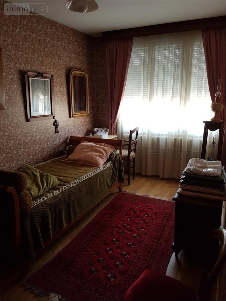 Maison a vendre La Flèche 72200 Sarthe 190 m2 9 pièces 185500 euros