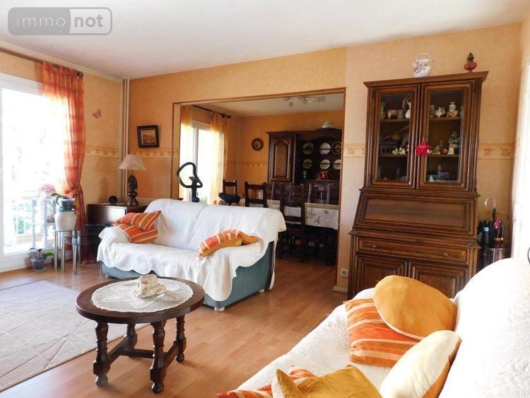 Appartement a vendre Bourg-en-Bresse 01000 Ain 73 m2 3 pièces 142000 euros
