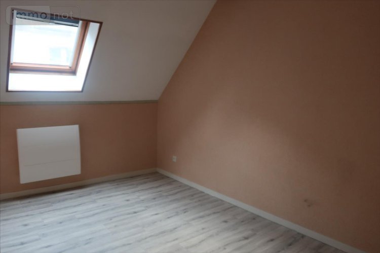 Immeuble a vendre Saint-Amand-Montrond 18200 Cher 210 m2  229000 euros