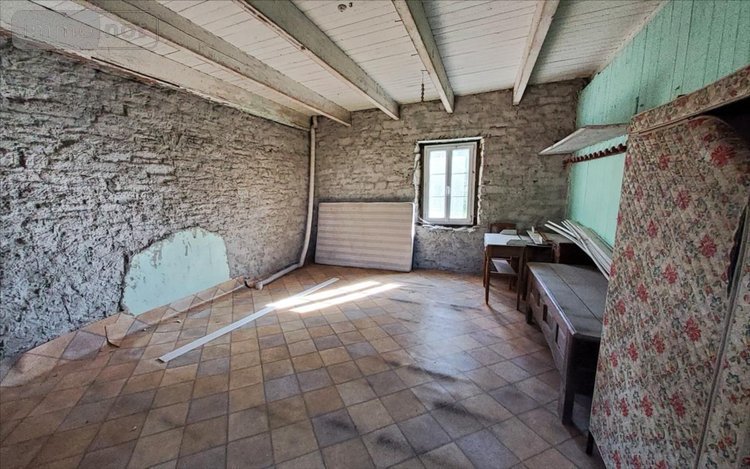 Maison a vendre Maël-Carhaix 22340 Côtes-d'Armor 95 m2 4 pièces 63000 euros