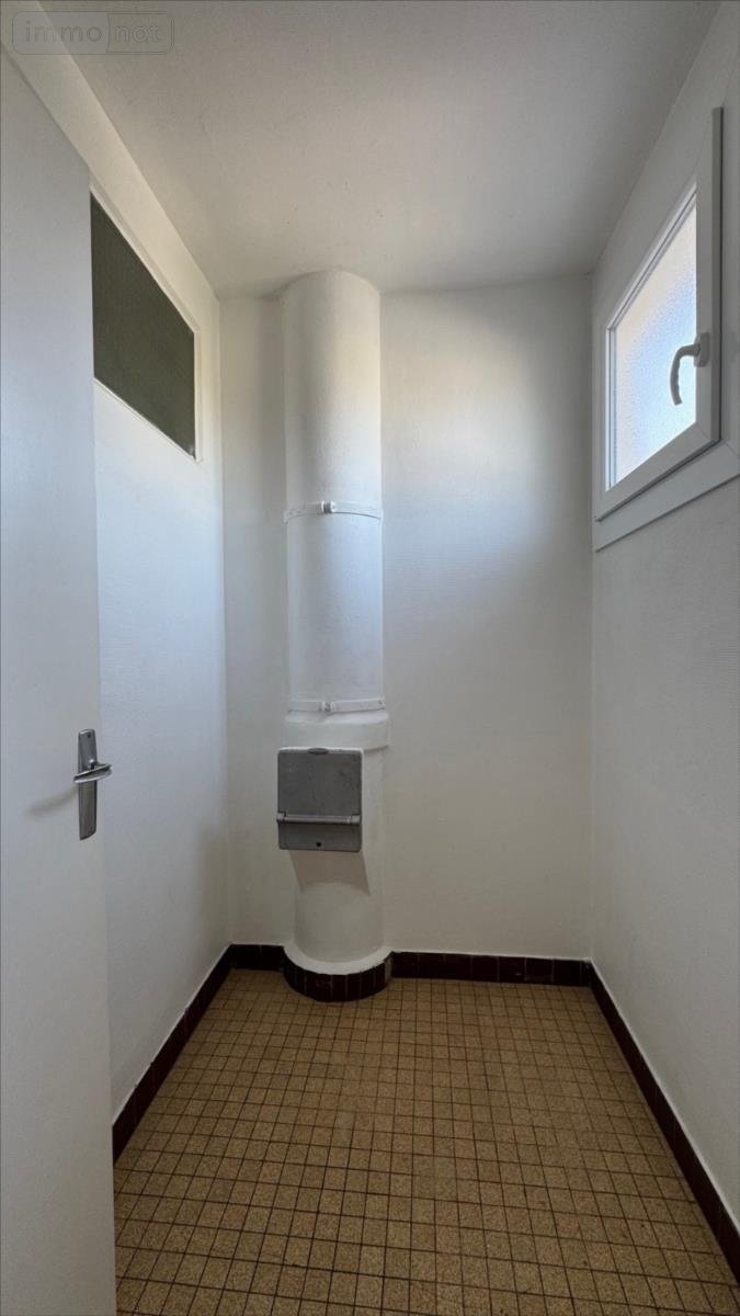 Appartement a vendre Châlons-en-Champagne 51000 Marne 97 m2 4 pièces 129000 euros