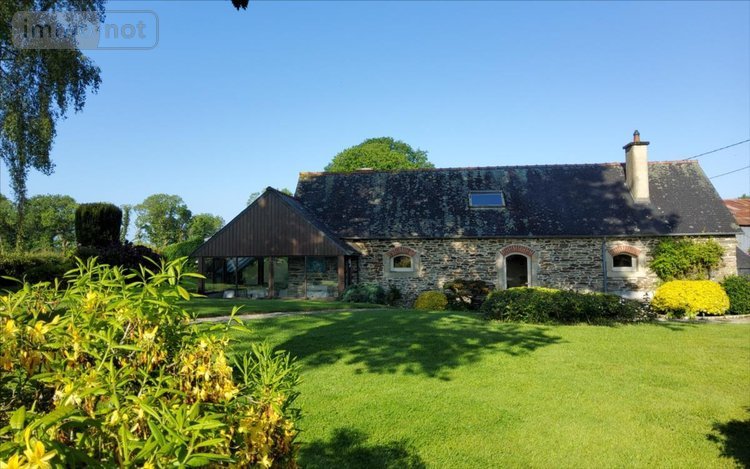 Maison a vendre Carhaix-Plouguer 29270 Finistère 117 m2 7 pièces 220500 euros