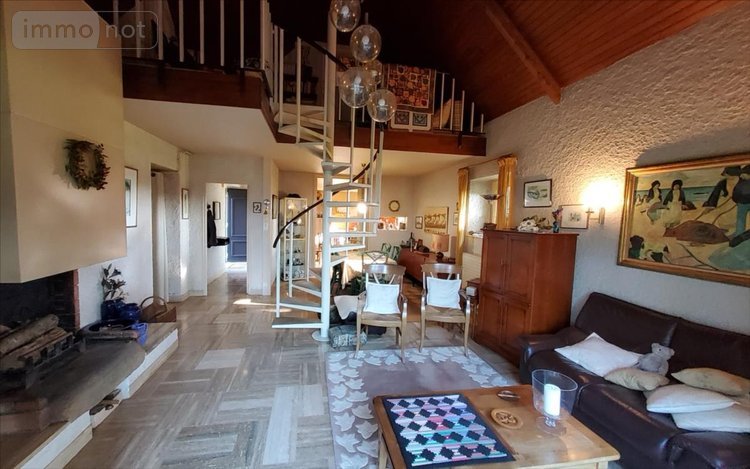 Maison a vendre Carhaix-Plouguer 29270 Finistère 117 m2 7 pièces 220500 euros