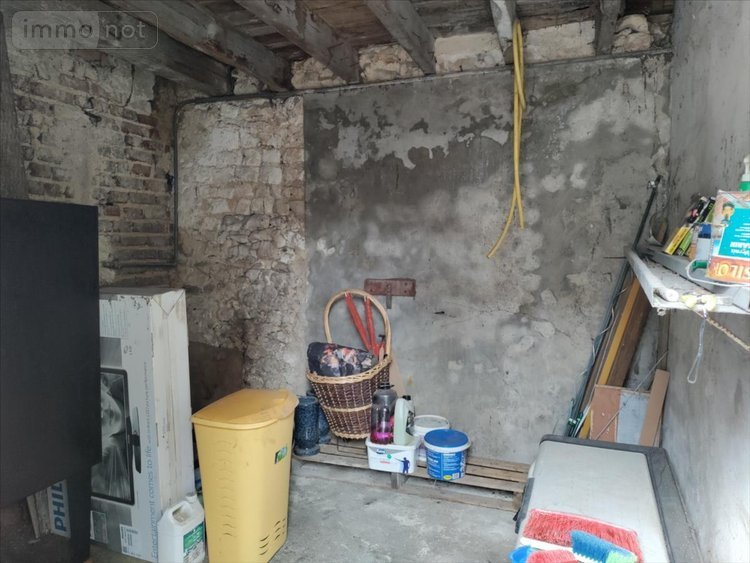 Maison a vendre Luché-Pringé 72800 Sarthe 216 m2 8 pièces 174900 euros