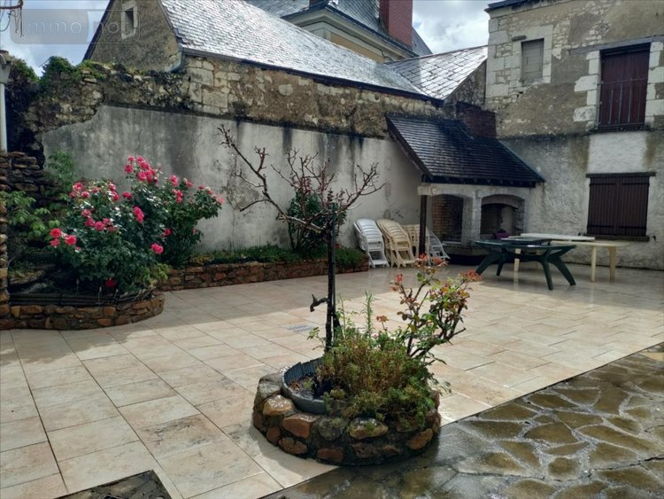 Maison a vendre Luché-Pringé 72800 Sarthe 216 m2 8 pièces 174900 euros