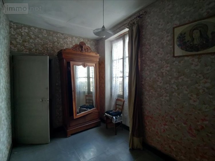 Maison a vendre Luché-Pringé 72800 Sarthe 140 m2 10 pièces 43000 euros