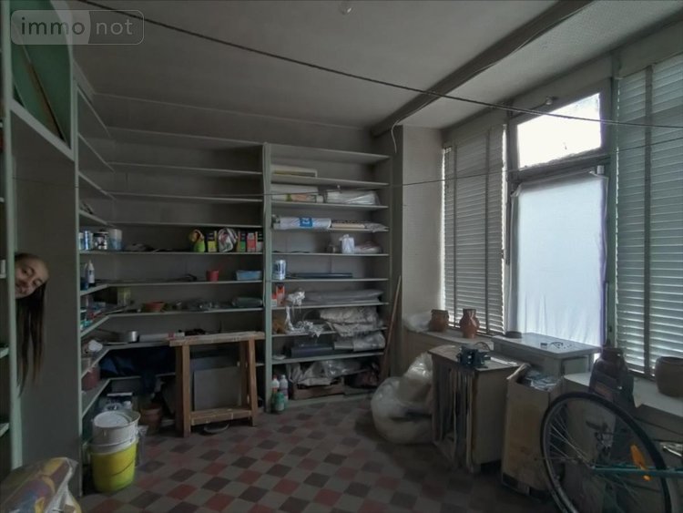 Maison a vendre Luché-Pringé 72800 Sarthe 140 m2 10 pièces 43000 euros