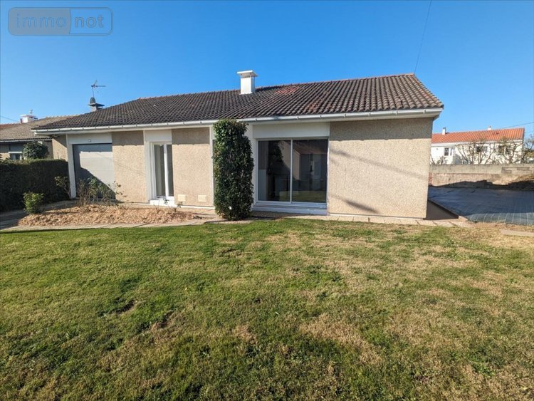 Maison a vendre Les Herbiers 85500 Vendée 100 m2 4 pièces 305000 euros