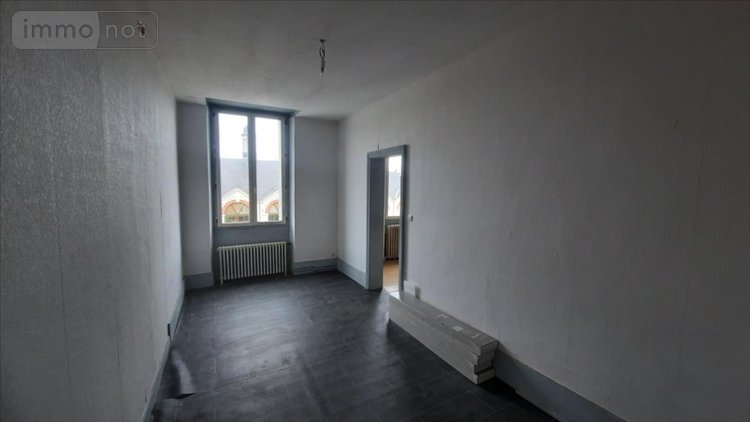 Immeuble a vendre Valençay 36600 Indre 270 m2  75250 euros