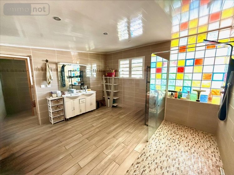Maison a vendre Ravine-Des-Cabris 97432 Réunion 121 m2 5 pièces 381425 euros