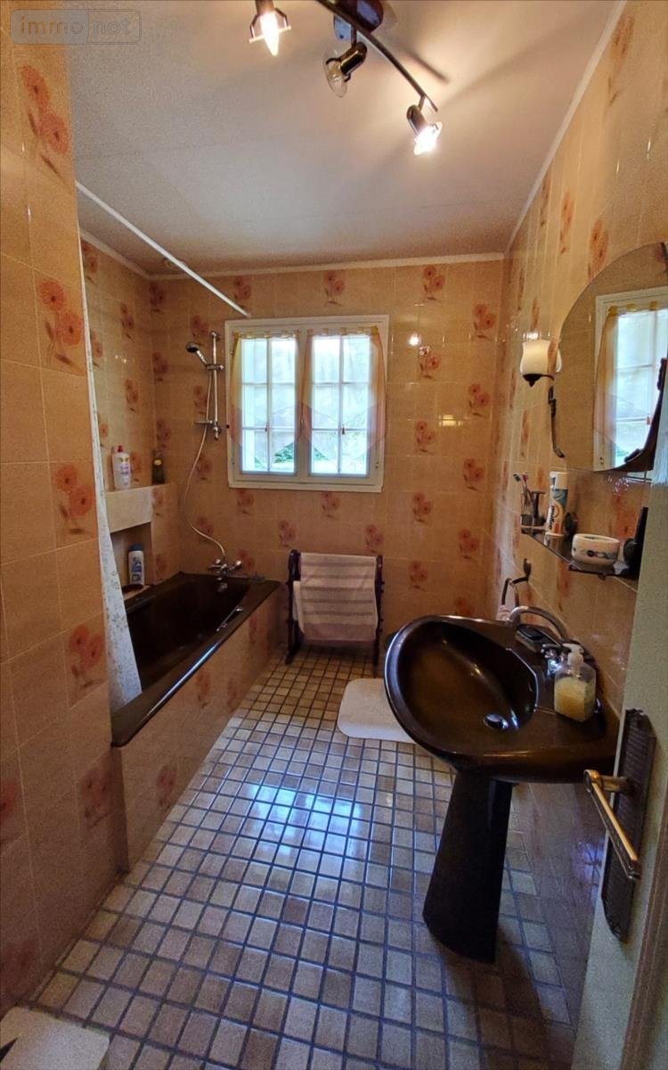 Maison a vendre Kergloff 29270 Finistère 162 m2 6 pièces 241500 euros