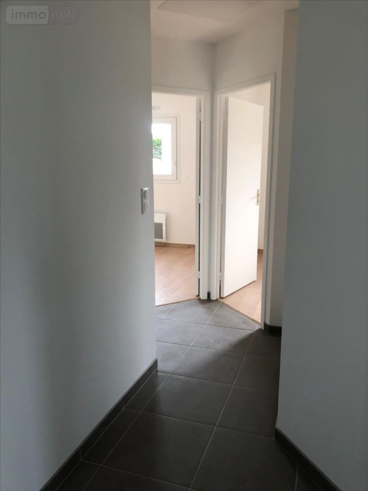 Location maison Valognes 50700 Manche 80 m2 4 pièces 1050 euros