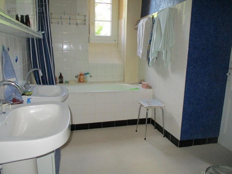 Maison a vendre Cléden-Poher 29270 Finistère 194 m2 10 pièces 372750 euros