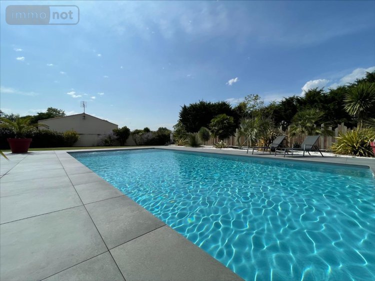 Maison a vendre Sainte-Radégonde-des-Noyers 85450 Vendée 159 m2 5 pièces 436800 euros