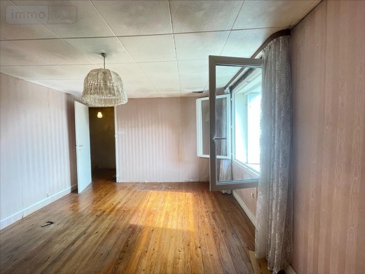 Maison a vendre Croix-Chapeau 17220 Charente-Maritime 110 m2 4 pièces 228800 euros