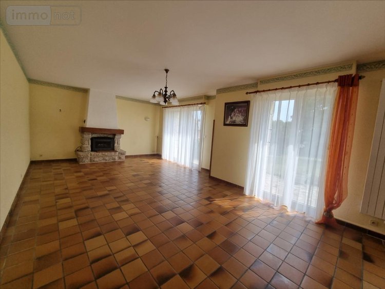 Maison a vendre Callac 22160 Côtes-d'Armor 134 m2 6 pièces 220000 euros