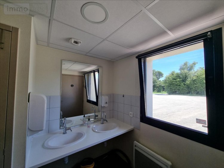 Fonds et murs commerciaux a vendre Treffrin 22340 Côtes-d'Armor 280 m2  126000 euros