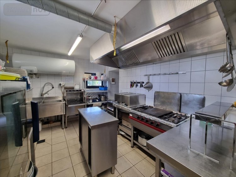 Fonds et murs commerciaux a vendre Treffrin 22340 Côtes-d'Armor 280 m2  126000 euros