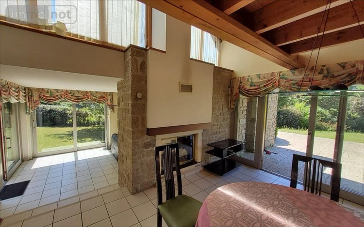 Maison a vendre Carhaix-Plouguer 29270 Finistère 123 m2 7 pièces 294000 euros