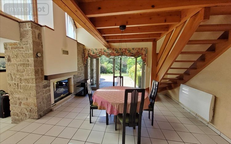 Maison a vendre Carhaix-Plouguer 29270 Finistère 123 m2 7 pièces 294000 euros