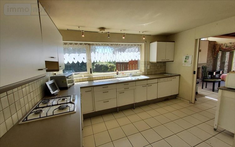 Maison a vendre Carhaix-Plouguer 29270 Finistère 123 m2 7 pièces 294000 euros