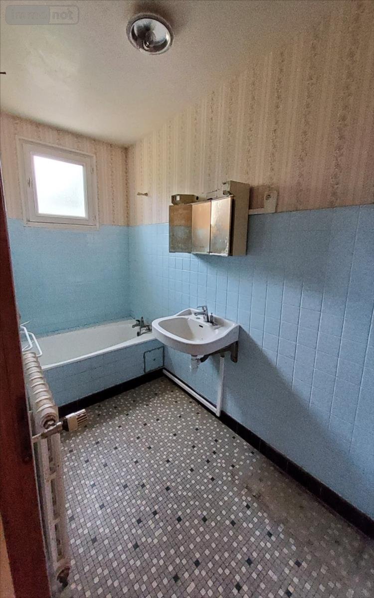 Maison a vendre Carnoët 22160 Côtes-d'Armor 94 m2 5 pièces 57750 euros