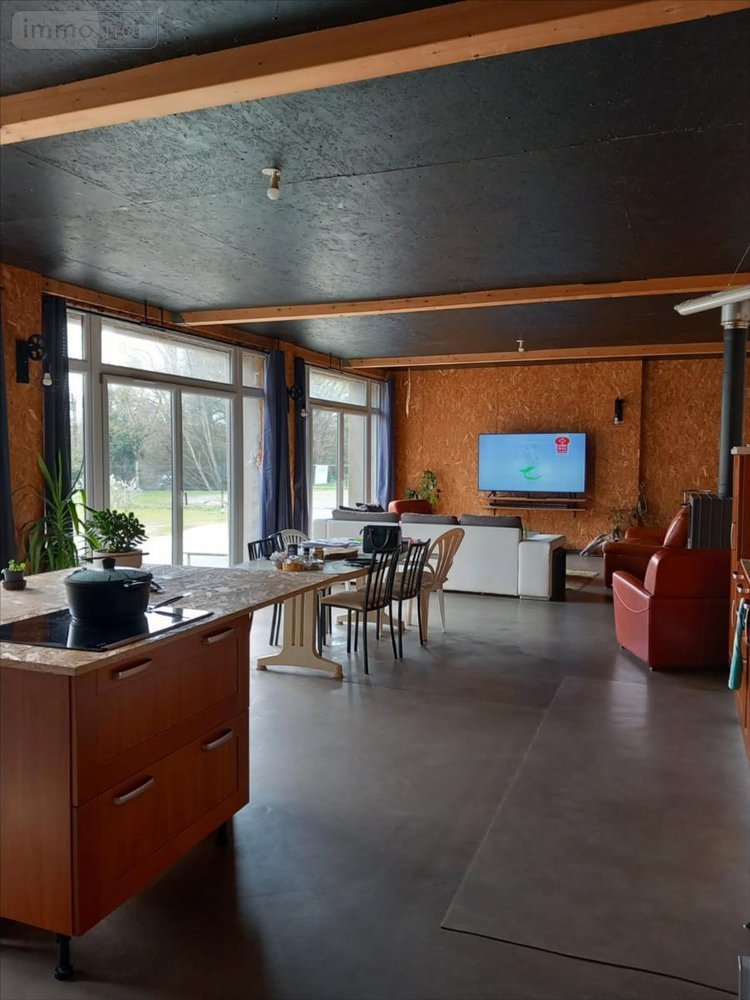 Maison a vendre Clermont-Créans 72200 Sarthe 140 m2 2 pièces 159000 euros