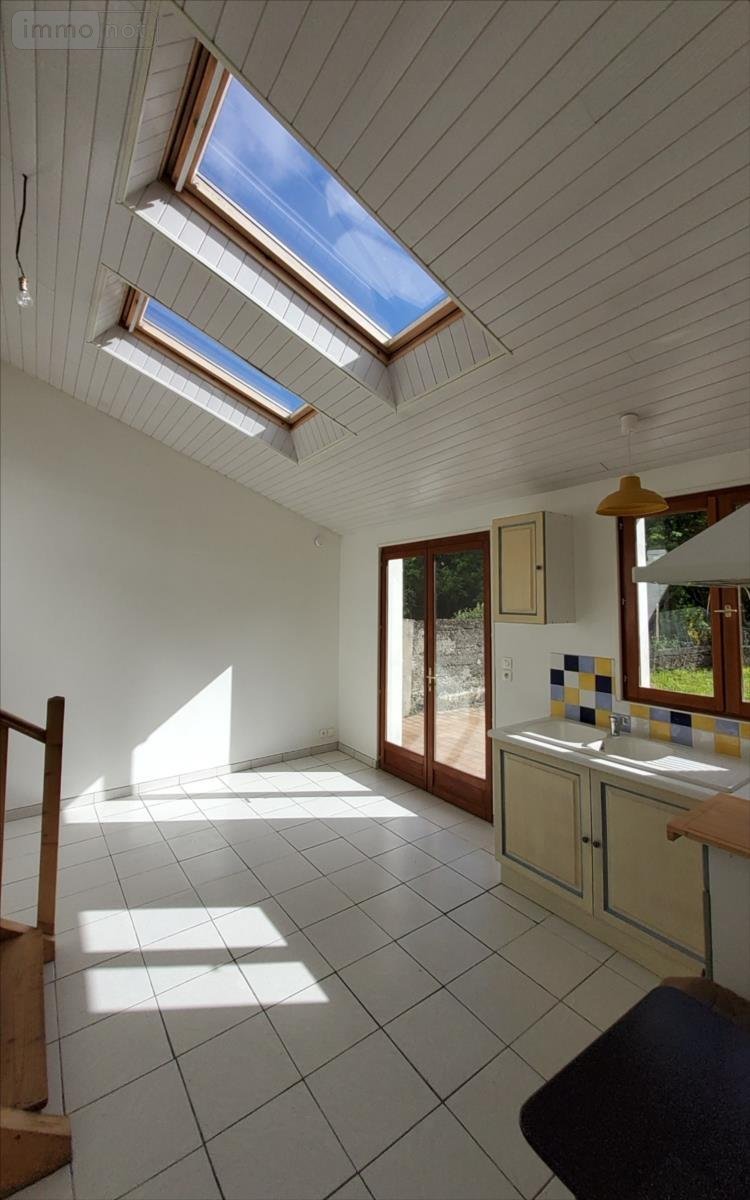 Maison a vendre Carhaix-Plouguer 29270 Finistère 103 m2 5 pièces 152250 euros