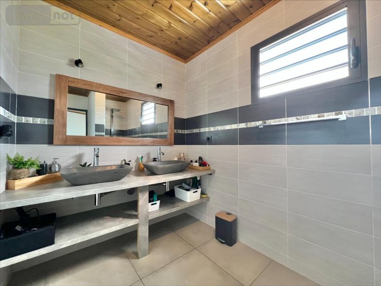 Maison a vendre Saint-Pierre 97410 Réunion 160 m2 5 pièces 469680 euros