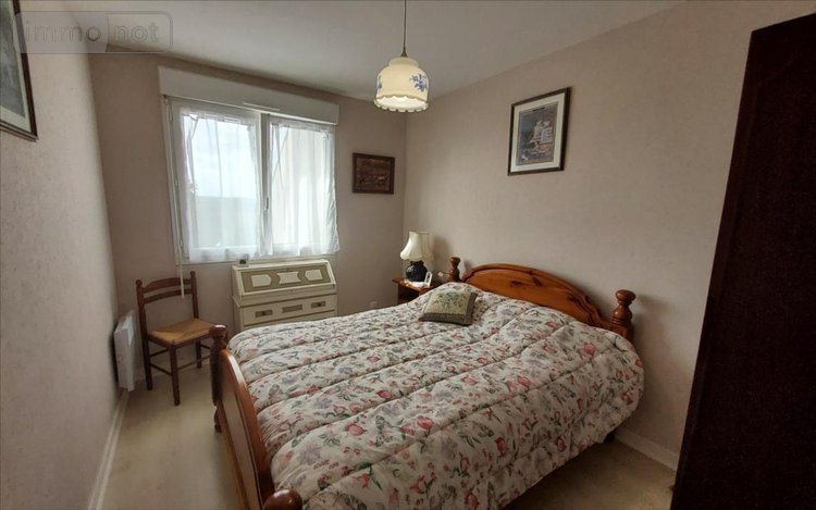 Appartement a vendre Carhaix-Plouguer 29270 Finistère 77 m2 4 pièces 120750 euros
