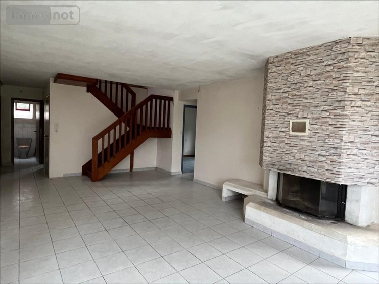 Maison a vendre Maël-Pestivien 22160 Côtes-d'Armor 167 m2 8 pièces 168000 euros