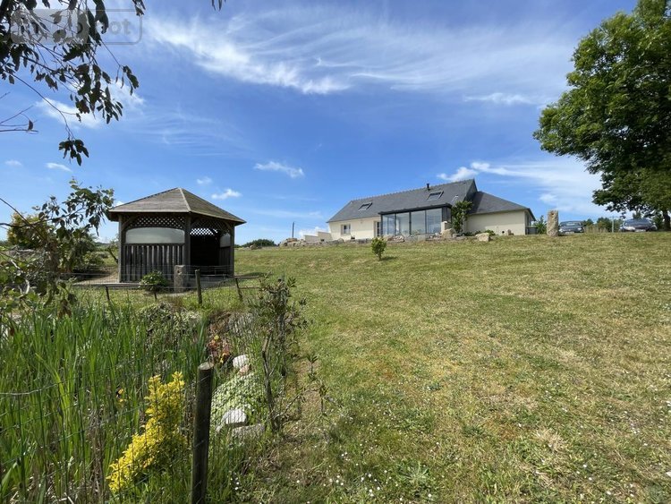 Maison a vendre Yvias 22930 Côtes-d'Armor 123 m2  369225 euros