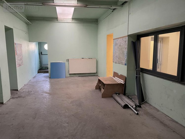 Location fonds et murs commerciaux Caudry 59540 Nord 626 m2  2000 euros