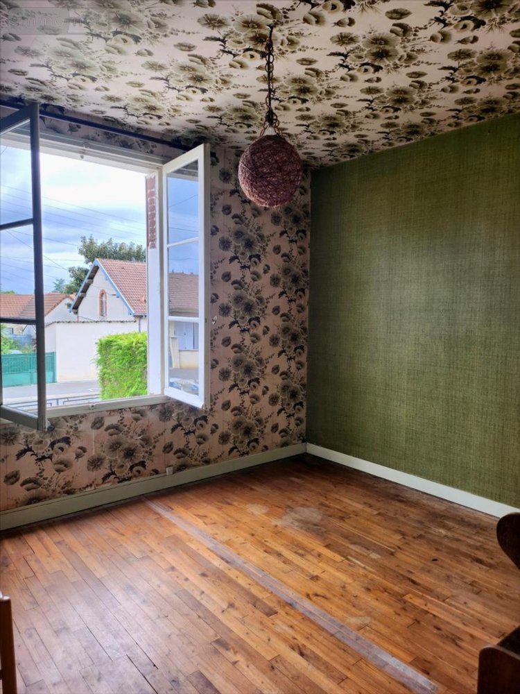 Maison a vendre Bourges 18000 Cher 79 m2 4 pièces 138460 euros