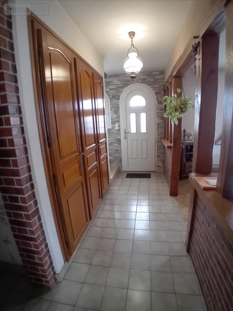 Maison a vendre Parigné-l'Évêque 72250 Sarthe 139 m2 7 pièces 236250 euros