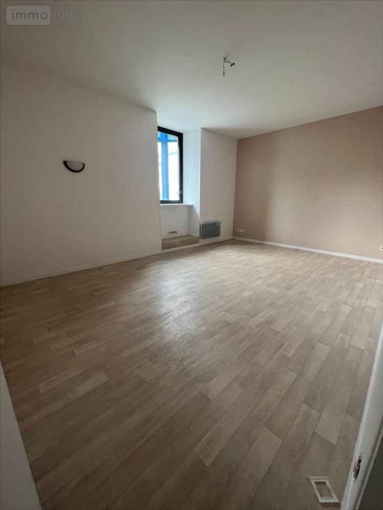 Immeuble a vendre Châteaulin 29150 Finistère 500 m2  517500 euros