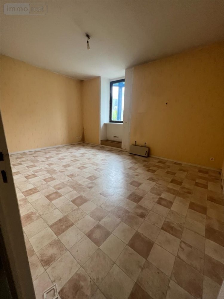 Immeuble a vendre Châteaulin 29150 Finistère 500 m2  517500 euros