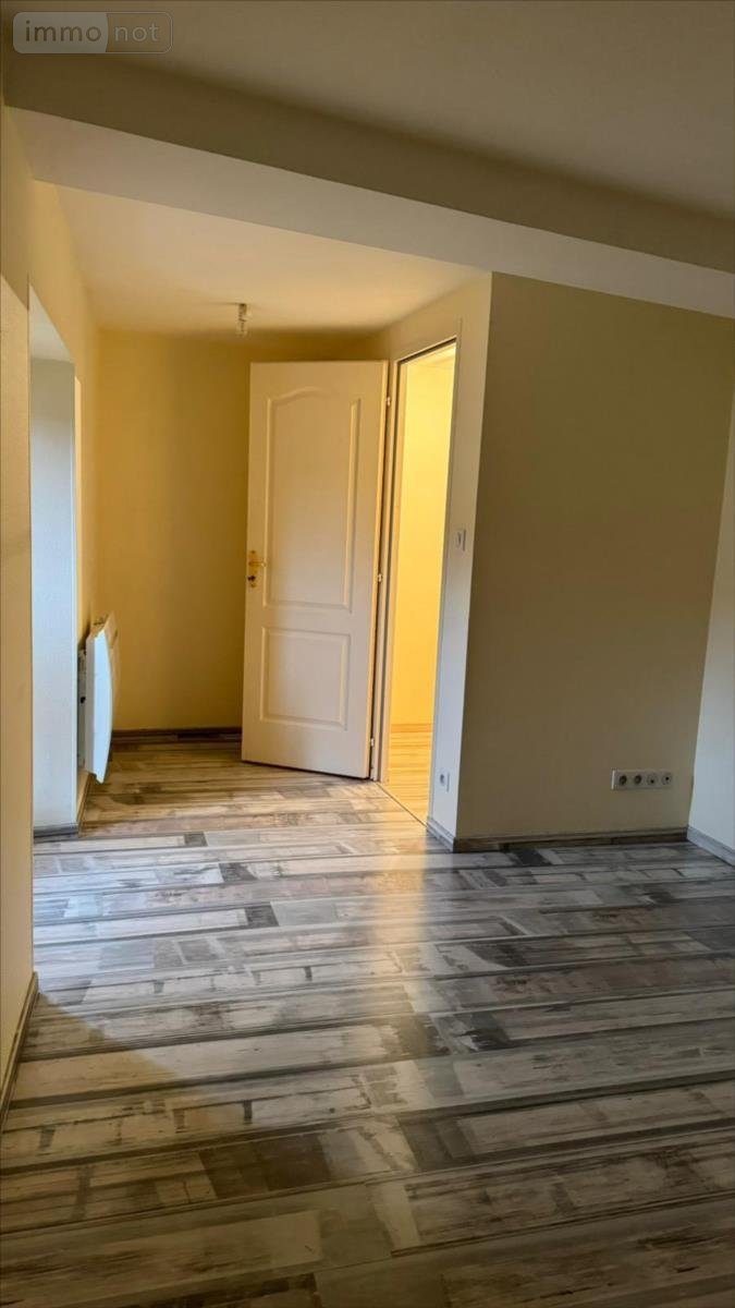 Location appartement Blancs Coteaux 51130 Marne 61 m2 3 pièces 450 euros