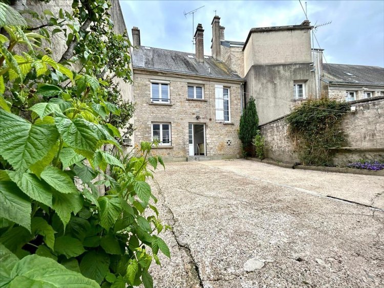 Maison a vendre Valognes 50700 Manche 100 m2 5 pièces 262960 euros