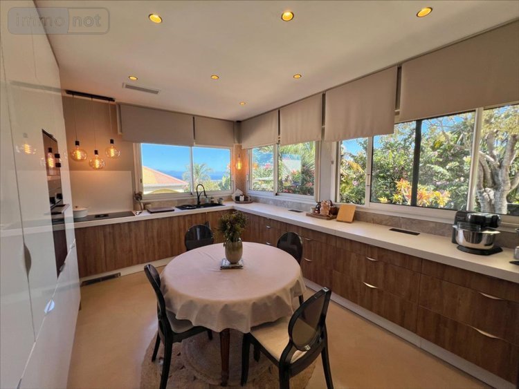 Maison a vendre Saint-Pierre 97410 Réunion 205 m2 5 pièces 795000 euros