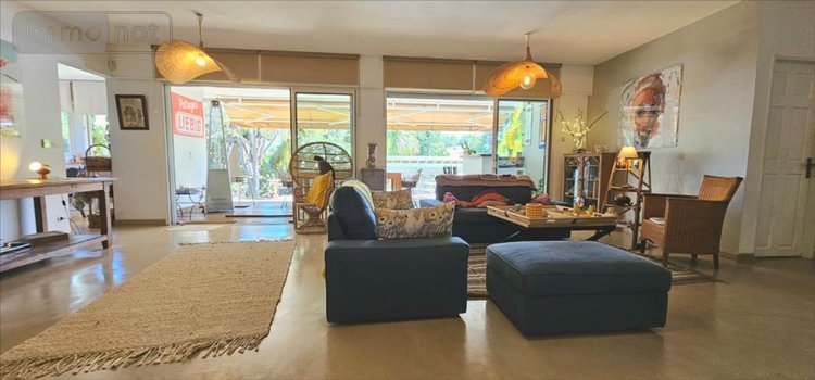 Maison a vendre Saint-Pierre 97410 Réunion 205 m2 5 pièces 759000 euros