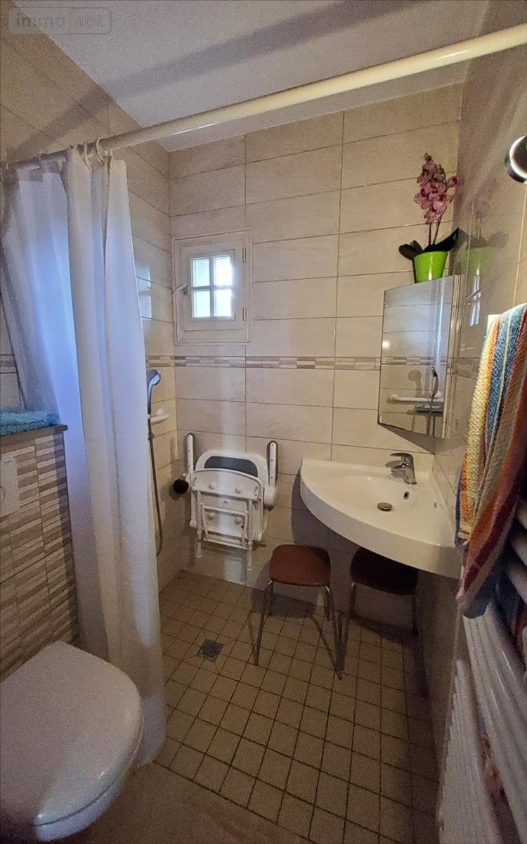 Maison a vendre Carhaix-Plouguer 29270 Finistère 130 m2 7 pièces 262500 euros