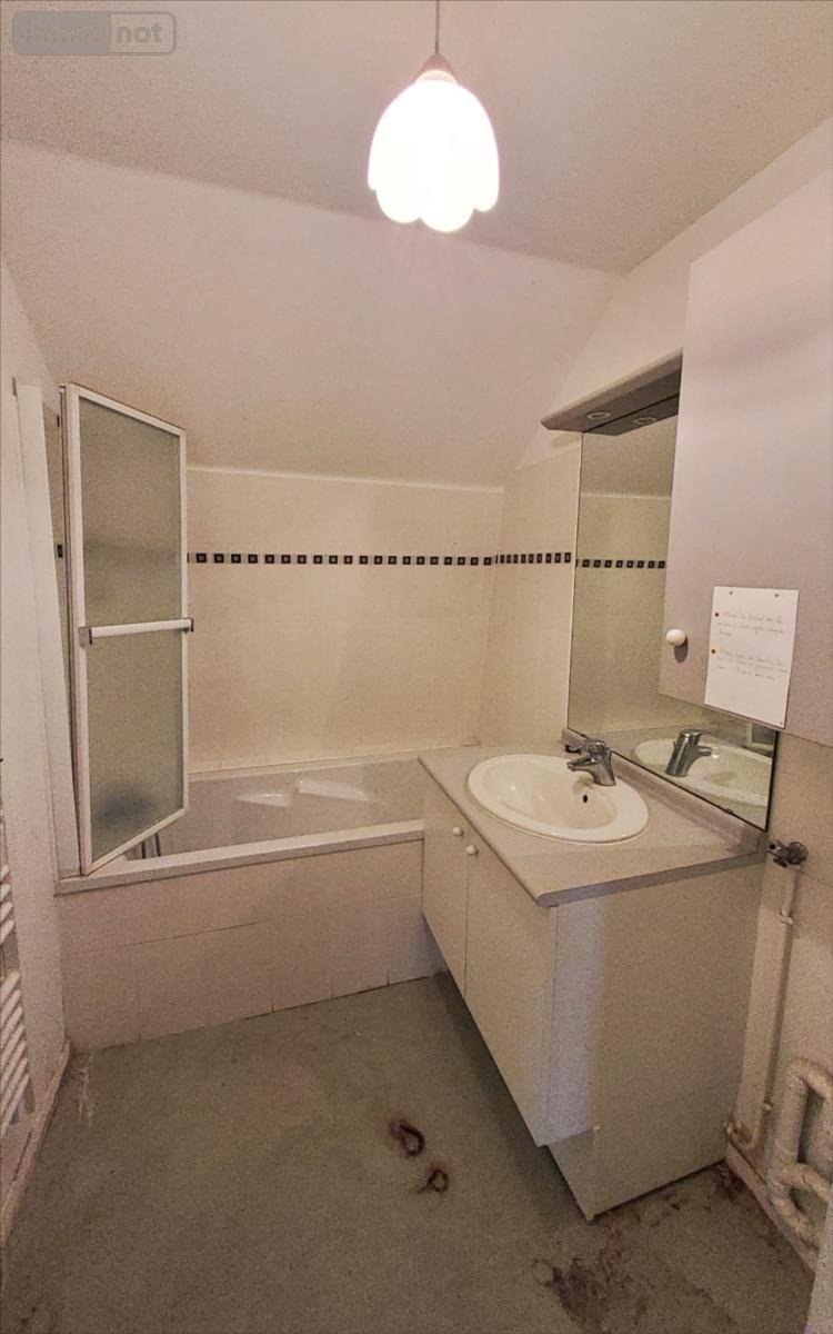 Appartement a vendre Carhaix-Plouguer 29270 Finistère 58 m2 4 pièces 68250 euros