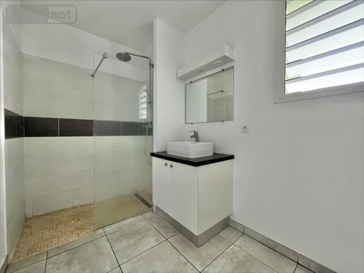 Appartement a vendre Saint-Denis 97400 Réunion 82 m2 4 pièces 243600 euros